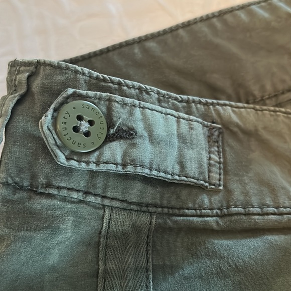 SANCTUARY CAMO CARGO CAPRIS PANT - Size 28 - Adjustable Length - Great condition - Picture 13 of 16